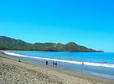 Playa Matapalo destaca por sus aguas de color turquesa.