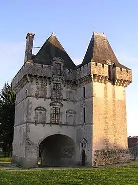 Jacquette de Montbron, Château de Matha, 1582 y 1587