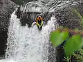 Práctica de kayak en siete tazas