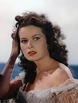 Maureen O'Hara como Lady Margaret Denby