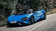 McLaren 765 spider azul