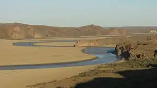 Ria del Río Deseado, en su desembocadura al mar.