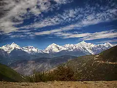 Montañas nevadas Mainri, frontera del condado de Dêqên, Yunnan con el  Tibet.