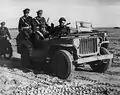 Policías Militares de Israel montados en un Jeep en 1948.