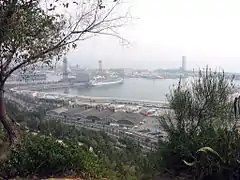 Vista de Barcelona desde los jardines.