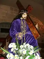 Nazareno con la cruz