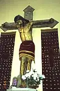 Talla de Cristo crucificado.