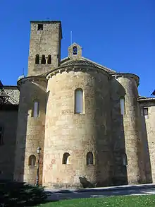 Monasterio de Leyre, ábside y torre.