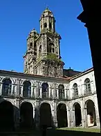 Claustro de entrada o de los peregrinos