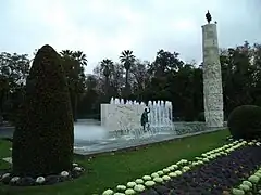 Monumento a Elcano de Sevilla de 1972