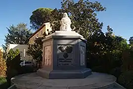 Monumento a Santa Vicenta María (1975) en Cascante.