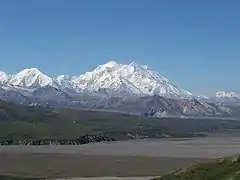 El monte McKinley, en un raro día claro.