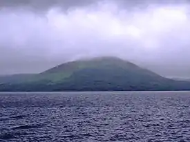 Monte Gharat y lago Letas