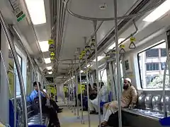 Interior de un coche de pasajeros.