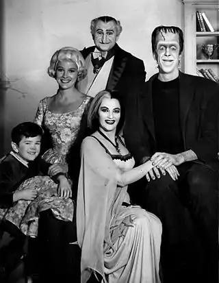 Munsters cast 1964.