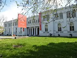 Palacio Versailles, antigua sede de la Sociedad Nacional de Agricultura (Santiago de Chile) (1918)