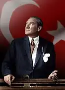 Imagen glorificadora de Atatürk.