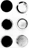 Aspecto de los espejos Os, Ag y Au posterior al vuelo desde los paneles frontales (imágenes de la izquierda) y posteriores del transbordador espacial. El ennegrecimiento revela oxidación debido a la irradiación por átomos de oxígeno.