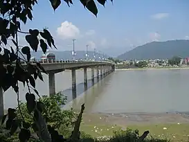 Puente Narayani en Narayangarh, Chitwan