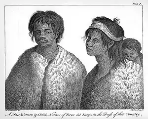 Familia nativa de Tierra del Fuego. Ilustración de Sydney Parkinson, enero 1769. Grabado que aparece en "A Journal of a Voyage to the South Seas, in His Majesty's Ship, the Endeavour", publicación de 1773 de los diarios de Parkinson. National Library of Australia.