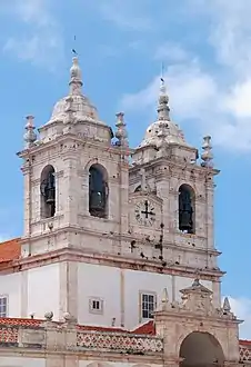 Detalle de las dos torres.