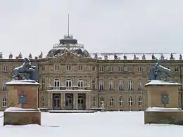 El Nuevo Palacio en invierno