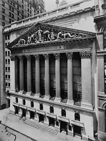 Photograph of the Broad Street facade showing a triangular pediment