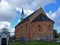 Iglesia de san Nicolás en Oldenzijl, de estilo románico.