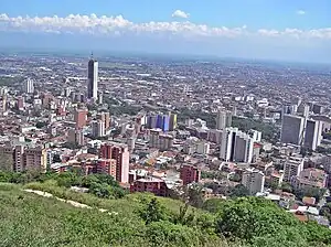 Norte del Centro de Cali desde El Cerro de las Tres Cruces.