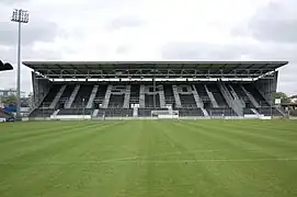 Tribuna Coubertin, 5400 plazas