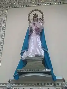 El templo es santuario de la Virgen del Rayo.