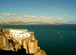 Vista del golfo de Nápoles y el de Pozzuoli.