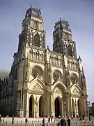 Catedral de Orleans construida entre 1278-1329