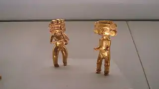 Objetos precolombinos de oro en el Museo del Oro Precolombino.