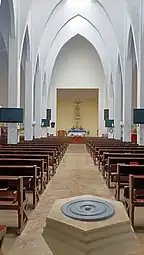 Interior de la iglesia de Nuestra Señora de Lourdes de Mianyang