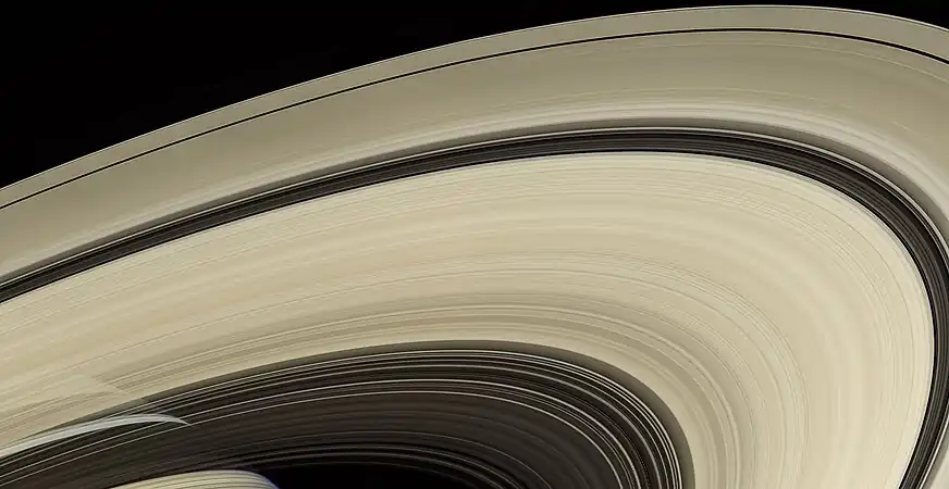 Saturno y sus anillos vistos por Cassini a una distancia de 720 000 km.