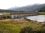 Puente sobre el río, visto desde la isla Entre Ríos.