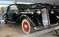 Packard Super Eight Convertible Sedan (modelo 1502), que perteneció a Carlos II de Rumania (1937)