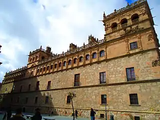 Palacio de Monterrey, de Rodrigo Gil de Hontañón.