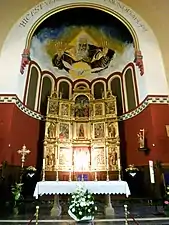 Altar mayor y retablo del siglo XVI procedente de Villamayor de Monjardín.