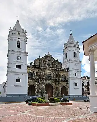 Basílica Santa Maria la Antigua de Panamá