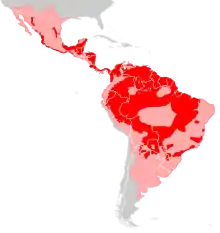 Distribución de Panthera onca. En rosa las zonas donde se ha extinguido, en rojo las zonas donde perdura.Sanderson, E. W.; K. H. Redford, C.-L. B. Chetkiewicz, R. A. Medellín, A. R. Rabinowitz, J. G. Robinson y A. B. Taber (2002). «Planning to Save a Species: the Jaguar as a Model». Conservation Biology (en inglés) 16 (1): 58-72. doi:10.1046/j.1523-1739.2002.00352.x. 