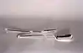 Cuchara de postre y tenedor (Sabattini); foto 1963.