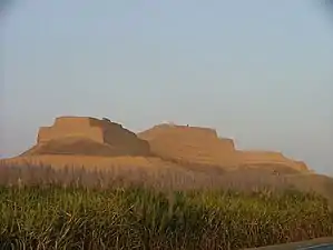 Vista de la fortaleza de Paramonga