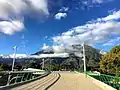 Puente Independencia que conecta el Parque Bolívar con el Parque del Este