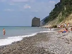 Vista desde la playa de Praskovéyevka.