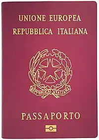 Pasaporte italiano.