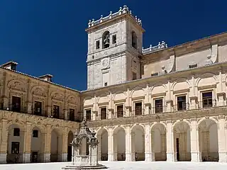 Patio del monasterio de Uclés