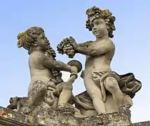 Hacia el Gran Trianón: niños vendimiadores. El otoño.