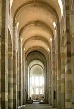 Interior de la iglesia abacial de Payerne